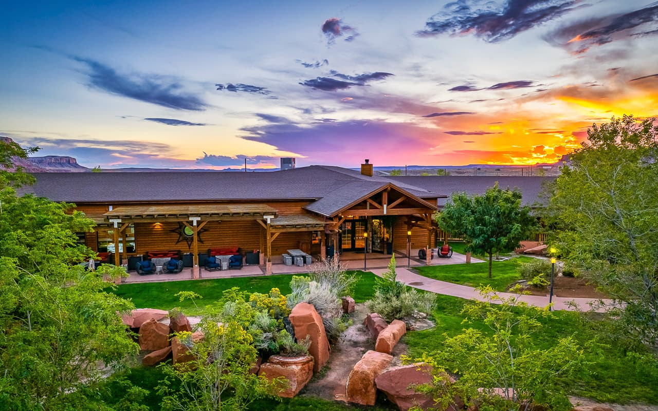 Desert Rose Resort & Cabins